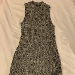 cute grey dress!